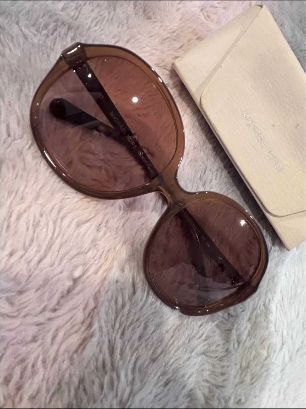 Michael Kors round oval